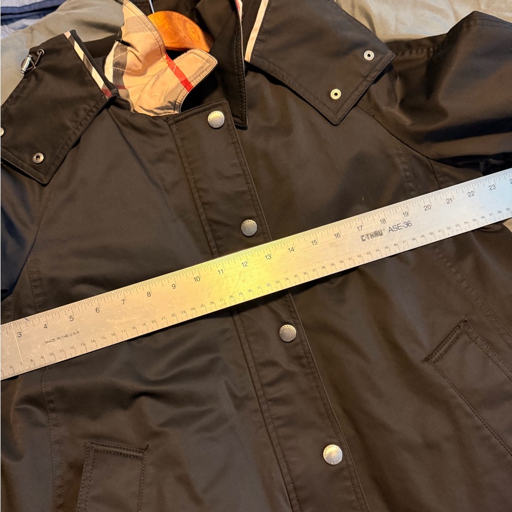 Burberry Bowpark Trench, EUC- US Size 14 OFFERS ACCEPTED - Picture 8 of 9